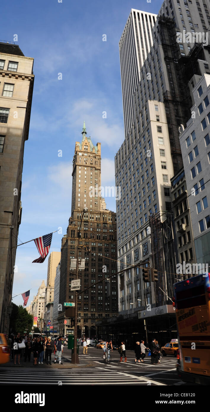 57th street and 5th avenue hires stock photography and images Alamy