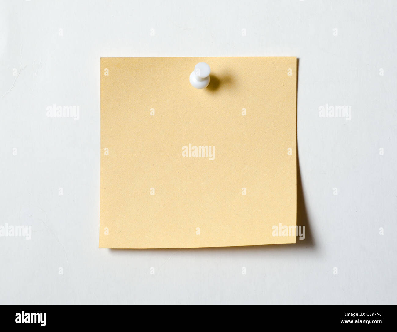 blank note paper with pin Stock Photo