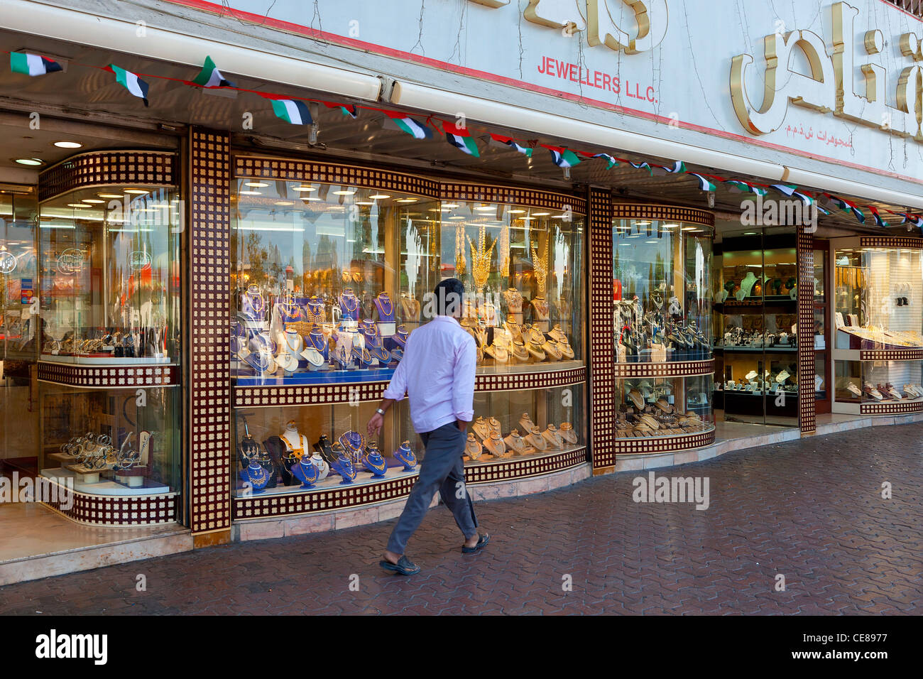 Asia, Arabia, Dubai Emirate, Dubai, Deira, Jewelry store in Dubai's Gold Souk Stock Photo