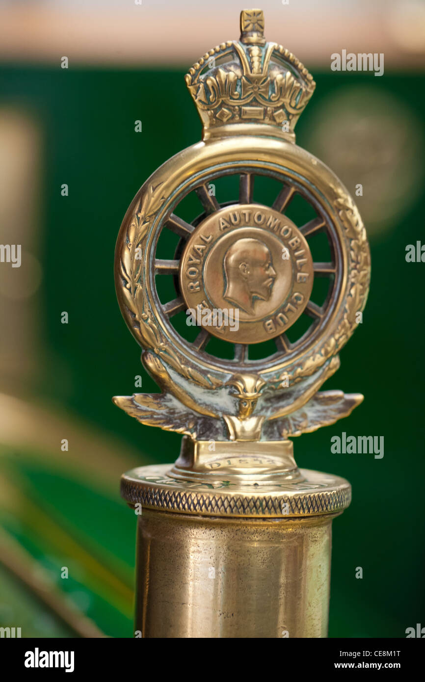 The Royal Automobile Club emblem on the front of a car Stock Photo