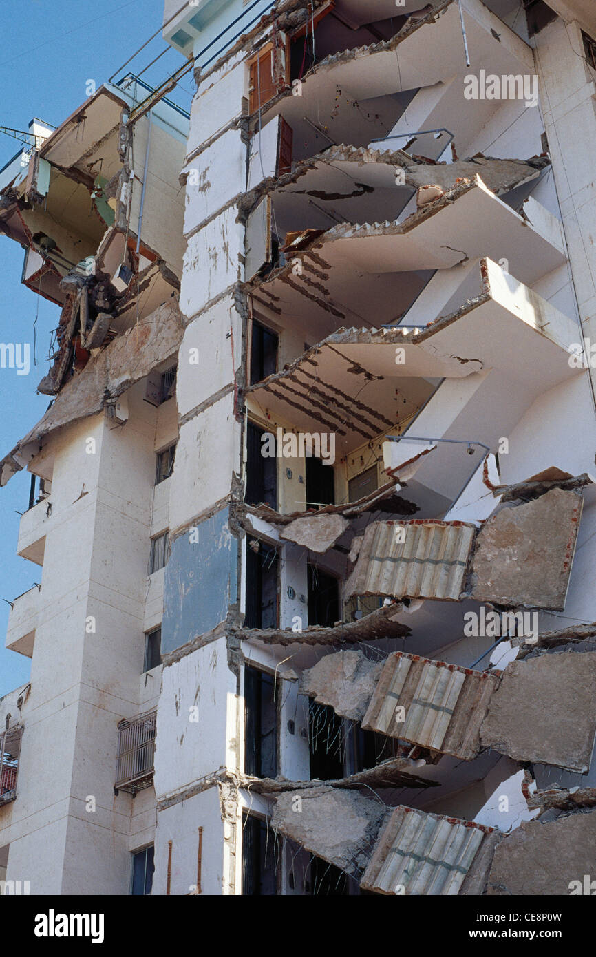 earthquake damage ; building collapse ; manasi complex ; ahmedabad