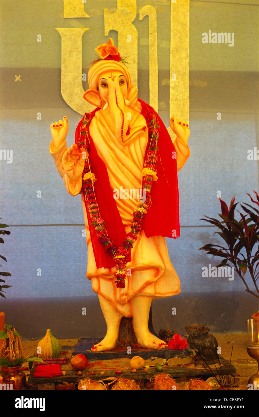 MMN 81386 : lord ganesh dressed as sai baba on Ganesh Festival Mumbai ...