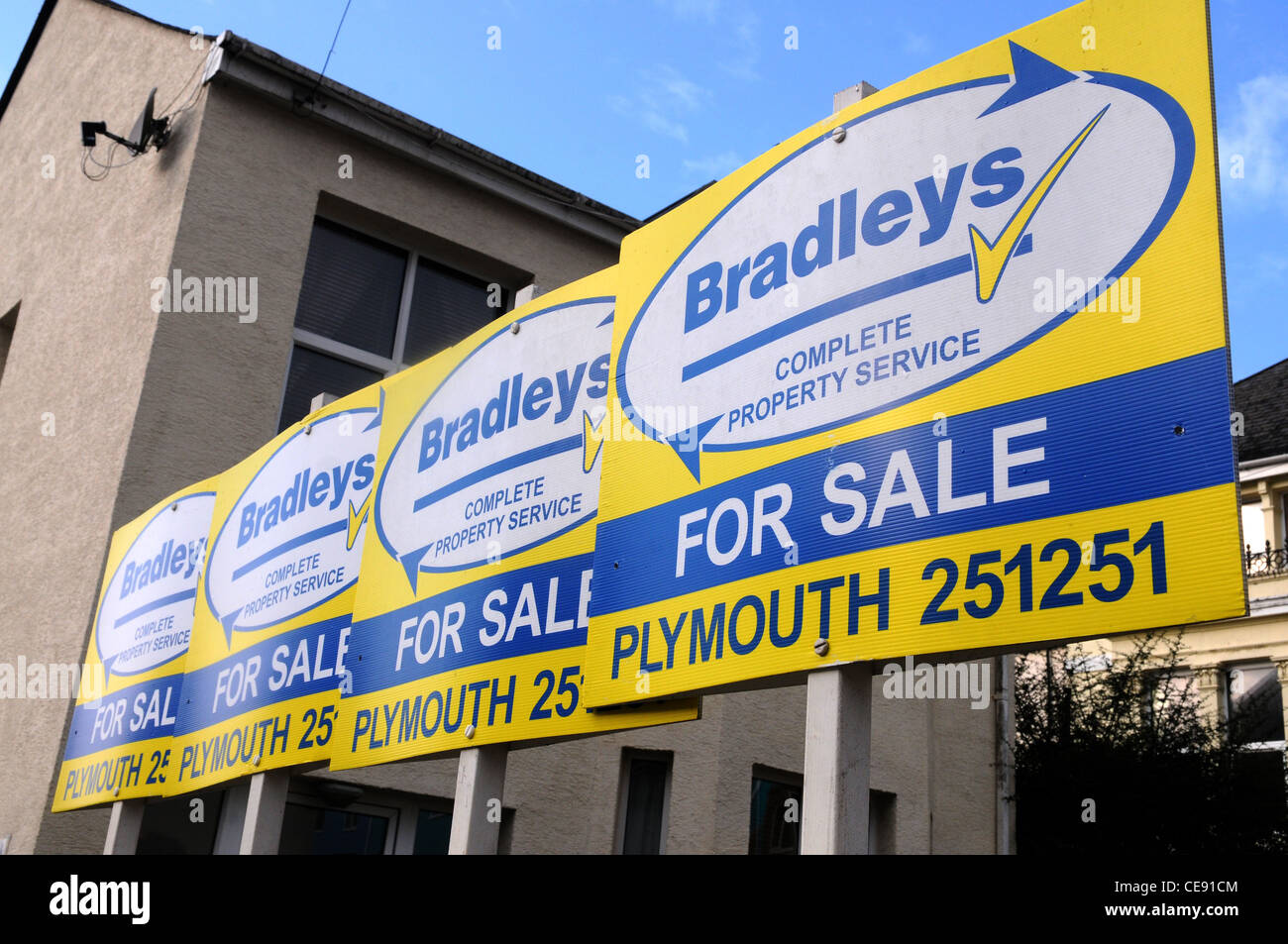 Houses for sale Stock Photo Alamy