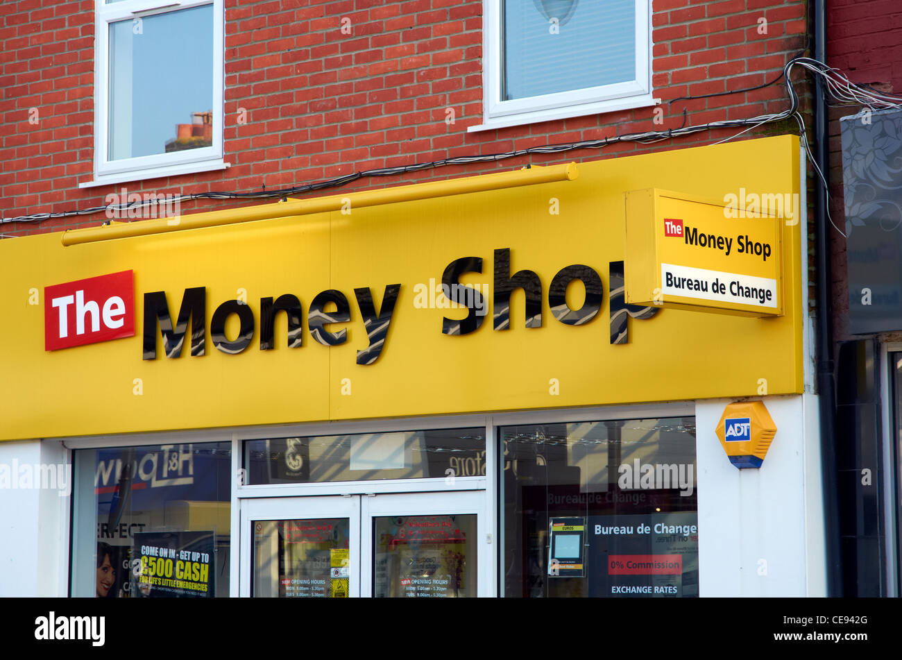 The Money Shop Bureau De Change High Resolution Stock Photography And Images Alamy