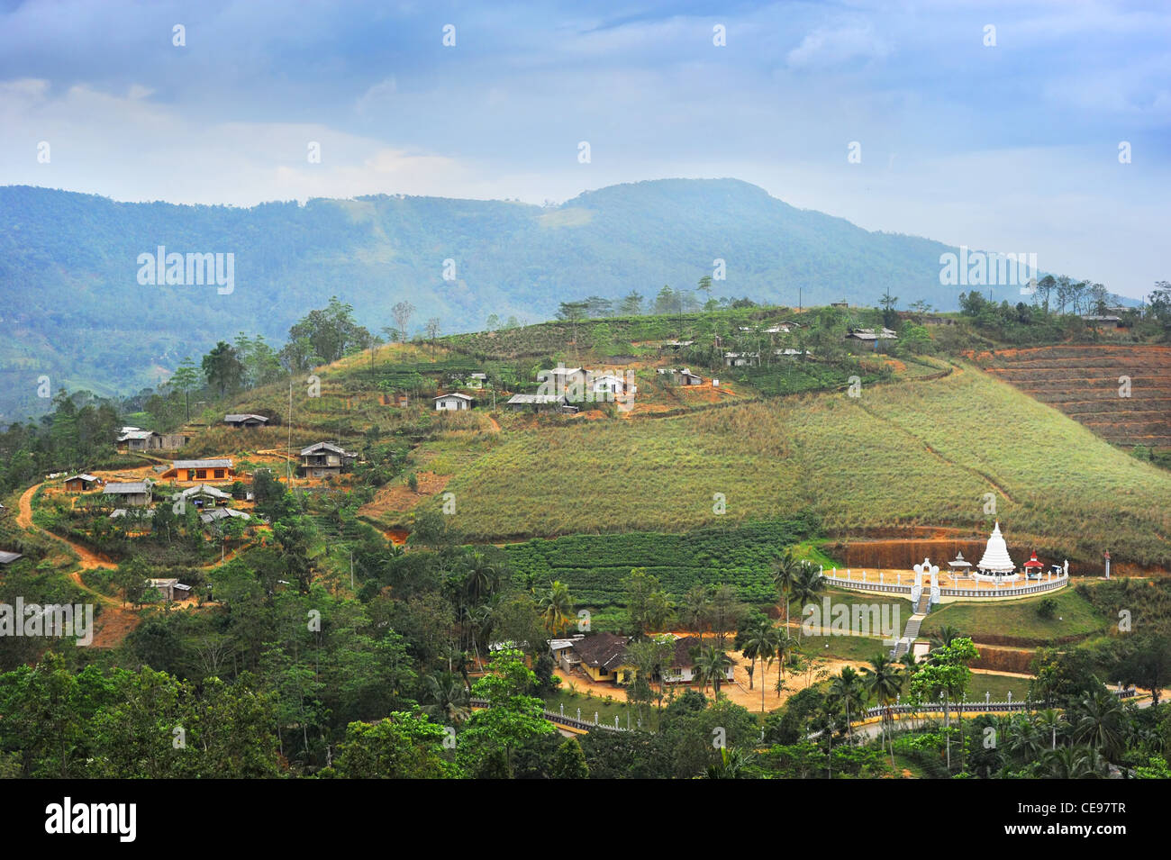 Village temple in sri hi-res stock photography and images - Alamy