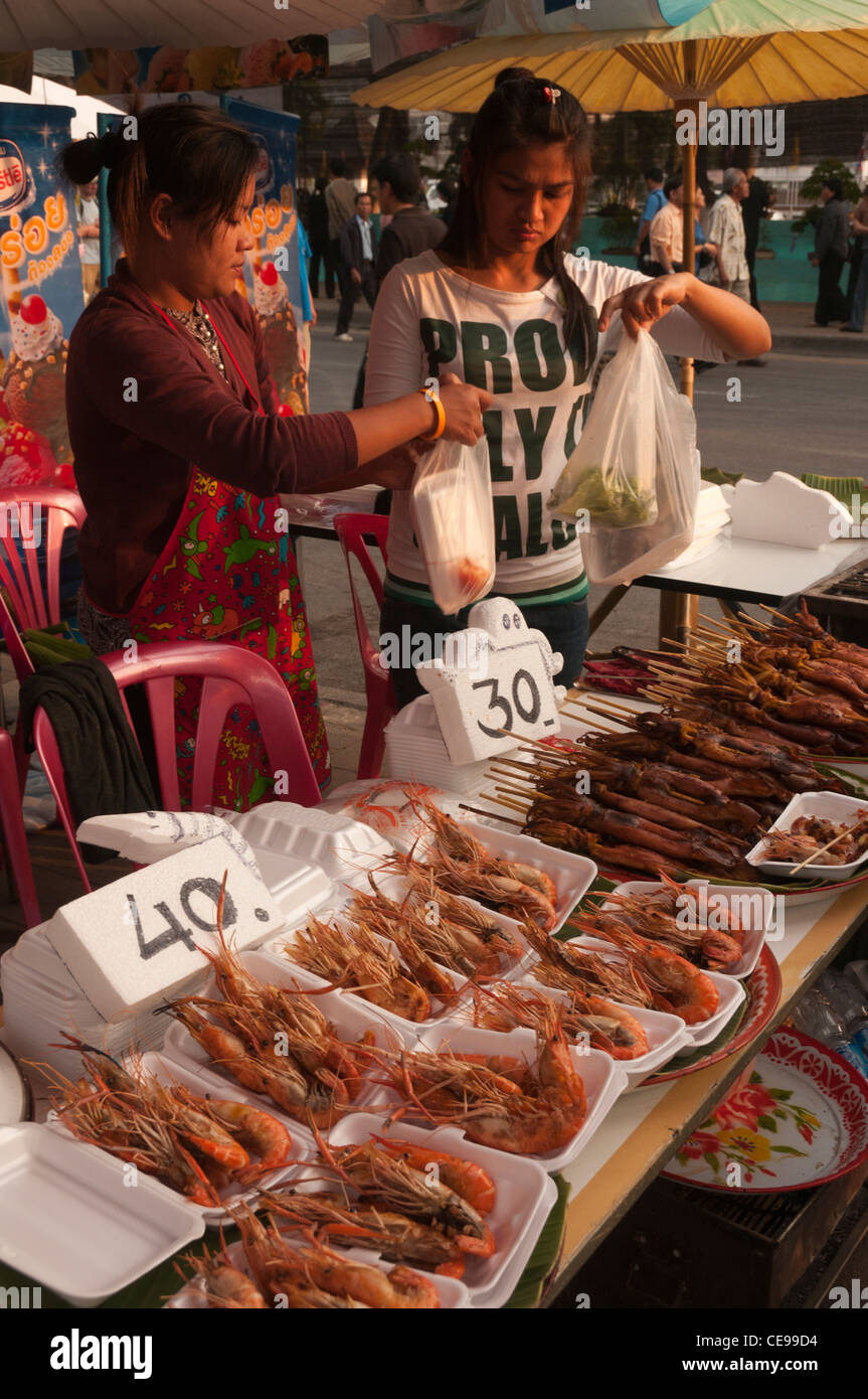 Elk208-1068v Thailand, Chiang Mai, food stall Stock Photo