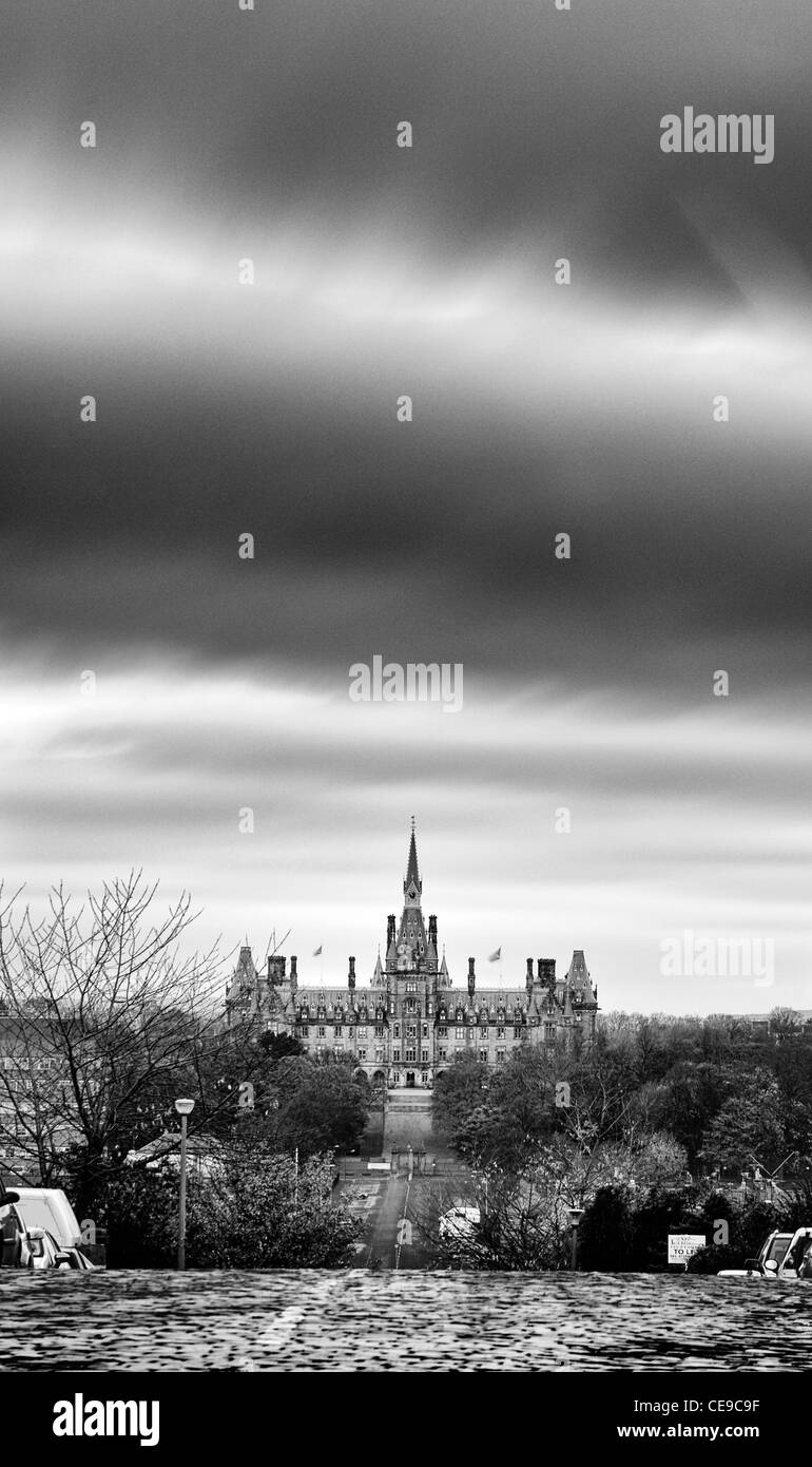 Fettes College seen from Queensferry Road in Edinburgh Stock Photo