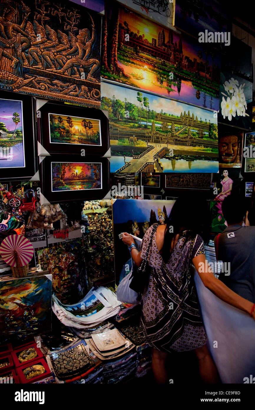 Art gallery and shop selling souvenirs and crafts at Russian market