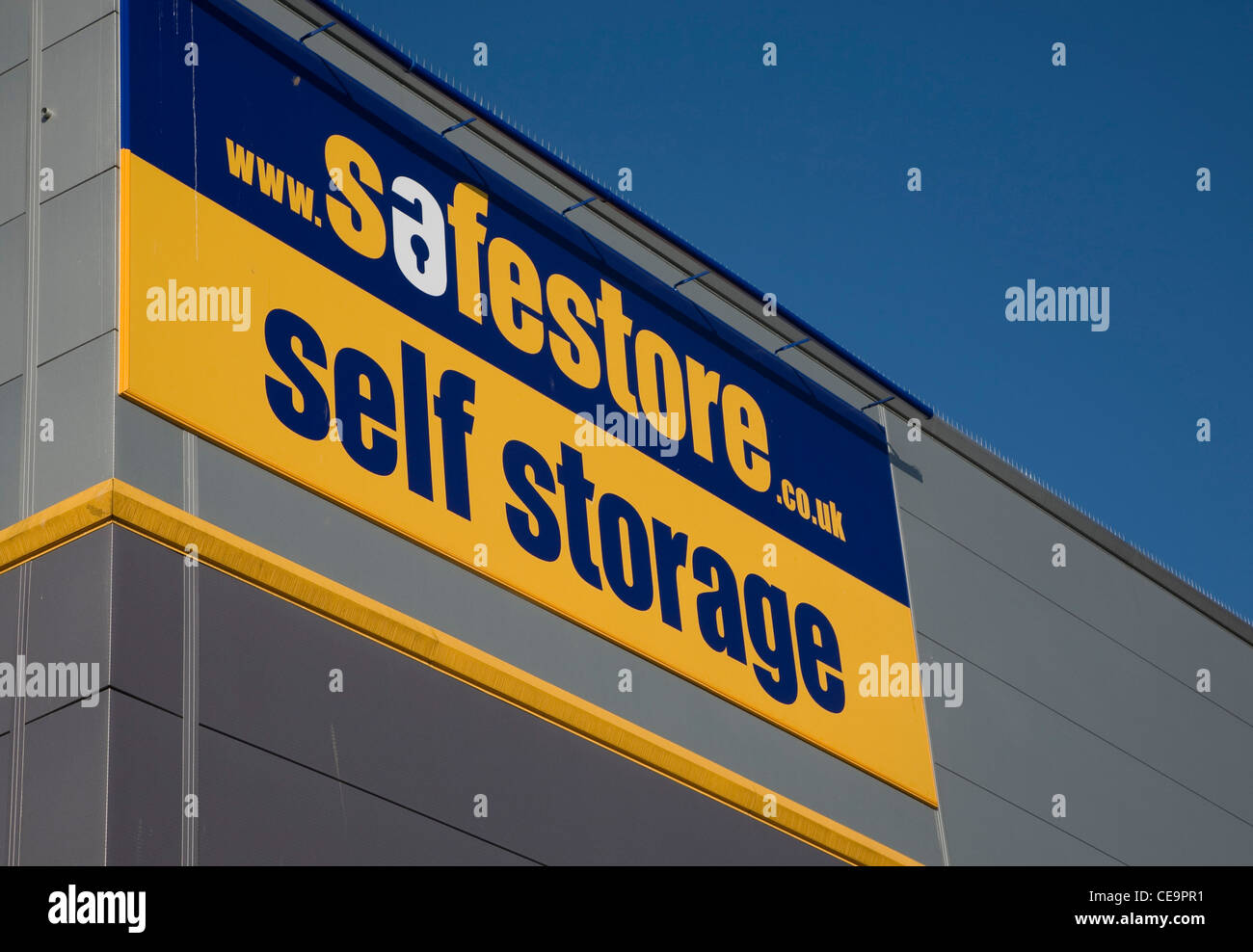 Self storage hires stock photography and images Alamy