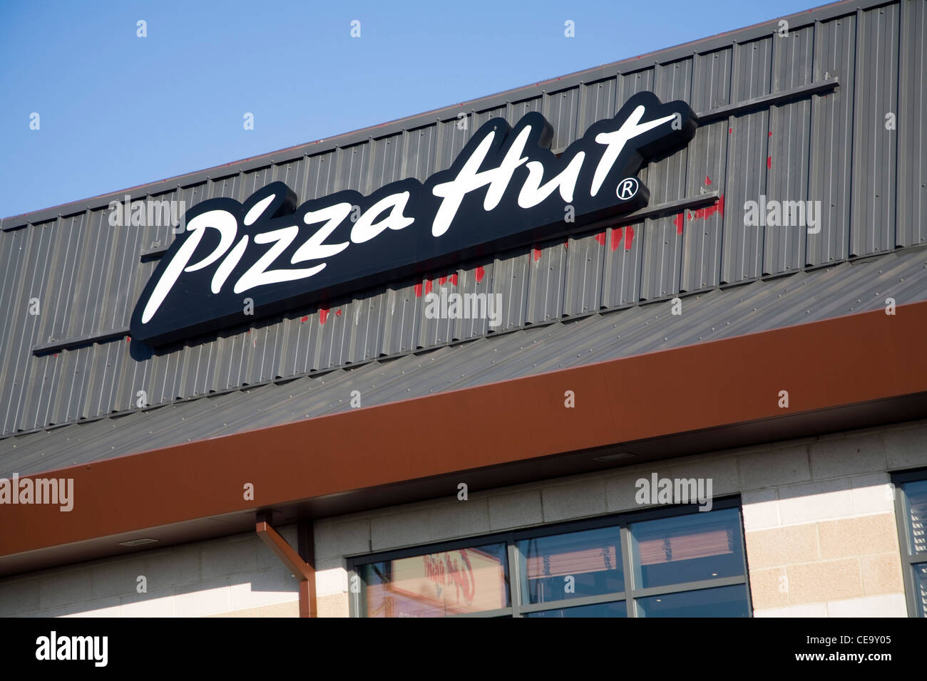 Pizza Hut fast food restaurant, Anglia retail park, Ipswich, Suffolk