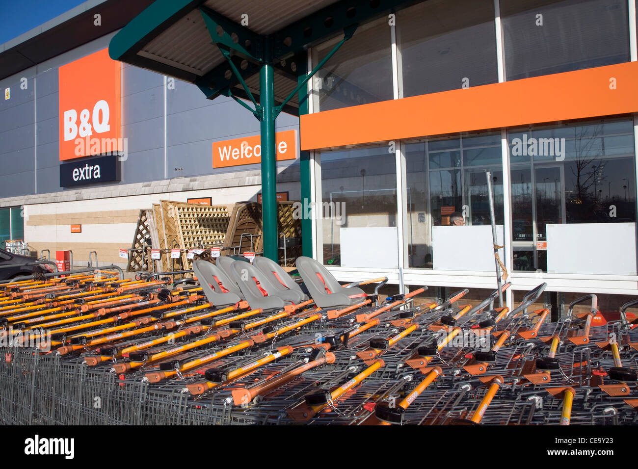 B & Q extra DIY superstore Anglia Retail park, Ipswich, England Stock Photo  - Alamy