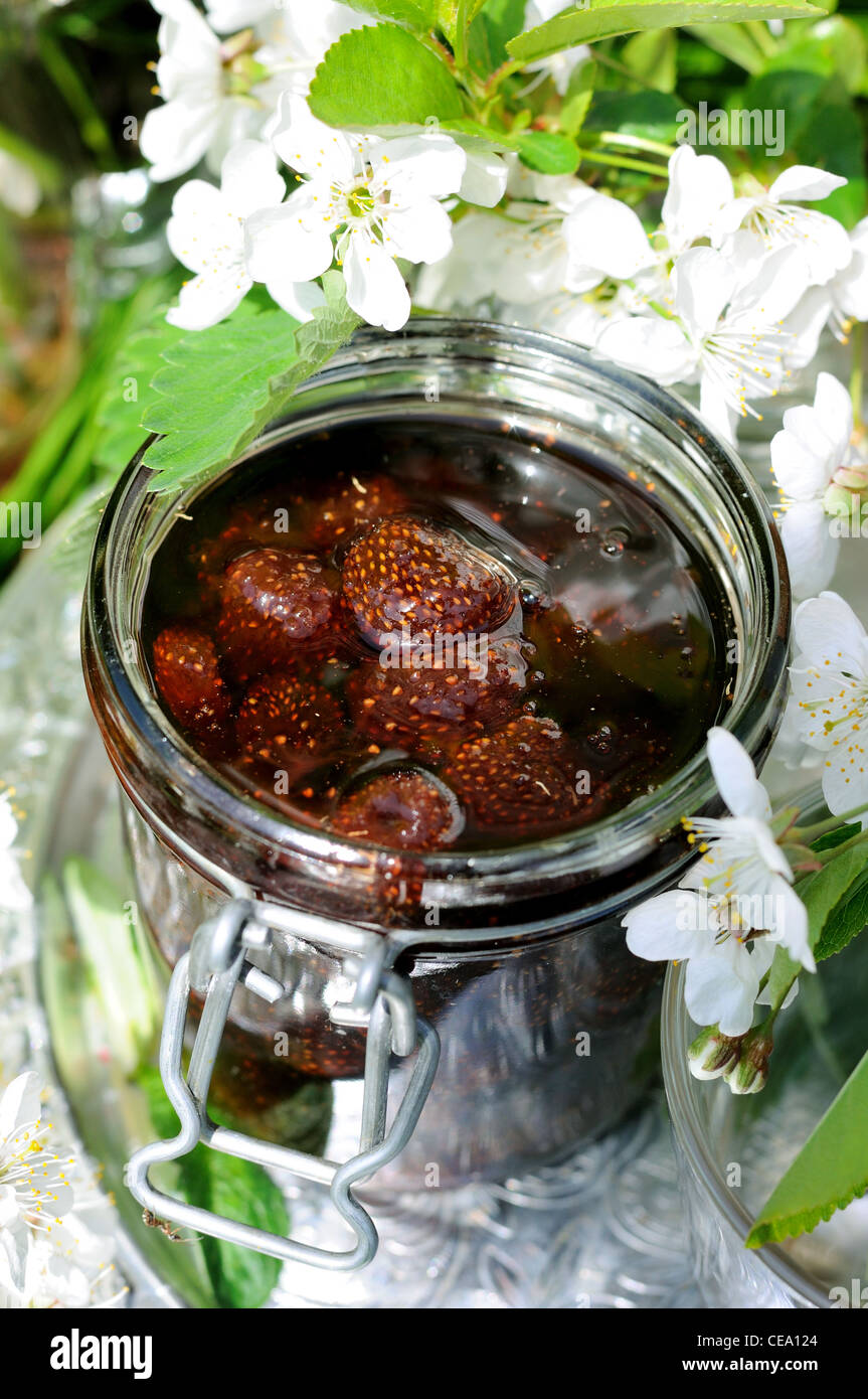 Jam strawberry hi-res stock photography and images - Alamy