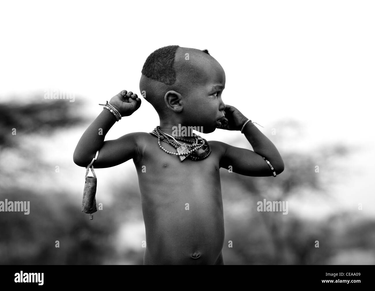Karo Baby Boy With Partially Shaved Head Original Hairstyle Omo Valley Ethiopia Stock Photo - Alamy Karo Baby Boy With Partially Shaved Head Original Hairstyle Omo Valley Ethiopia Stock Photo - Alamy