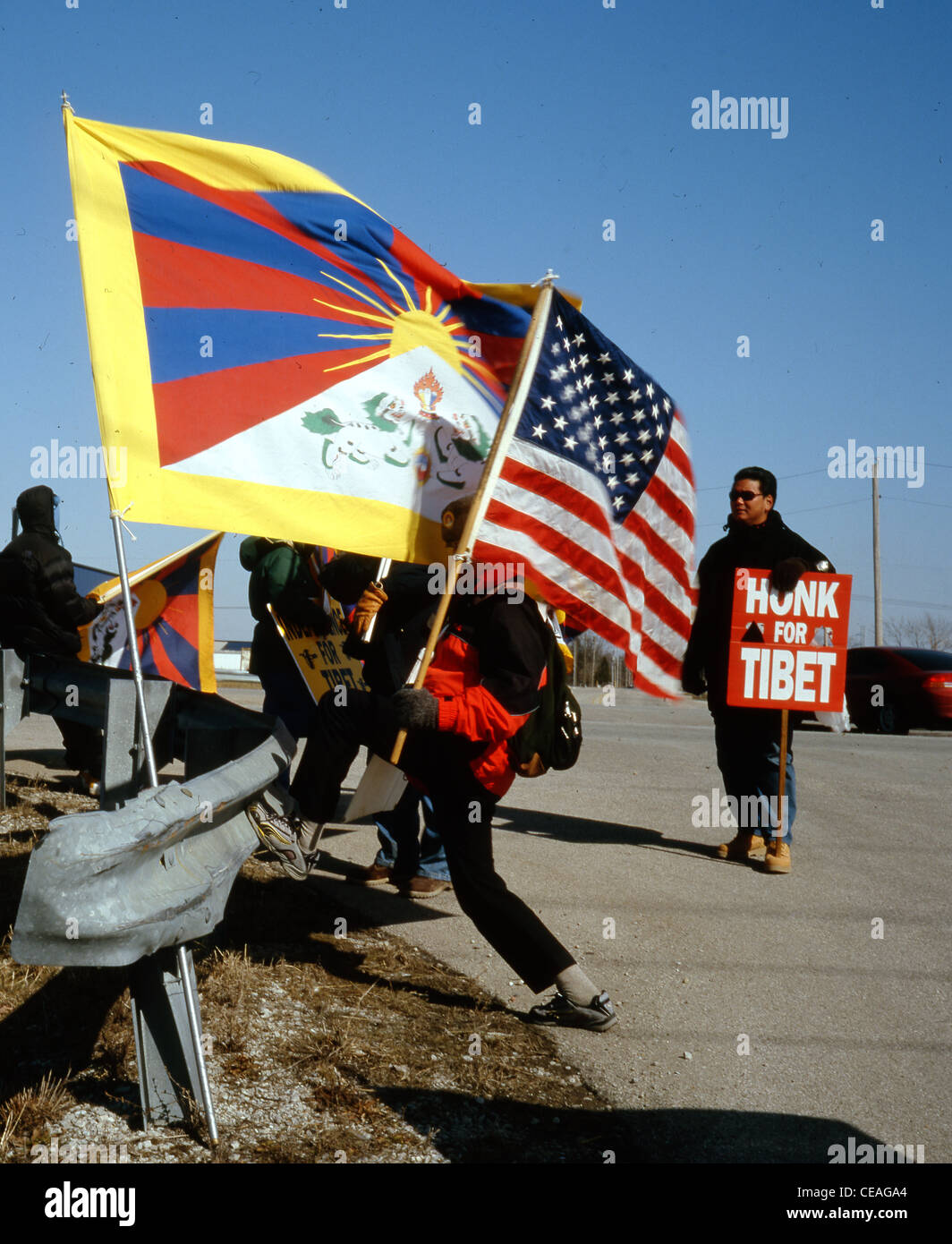 Tibetan activists march in Indiana for Tibetan Independence in the winter of 2003 monks. Jigme Norbu nephew of Dalai Lama Stock Photo