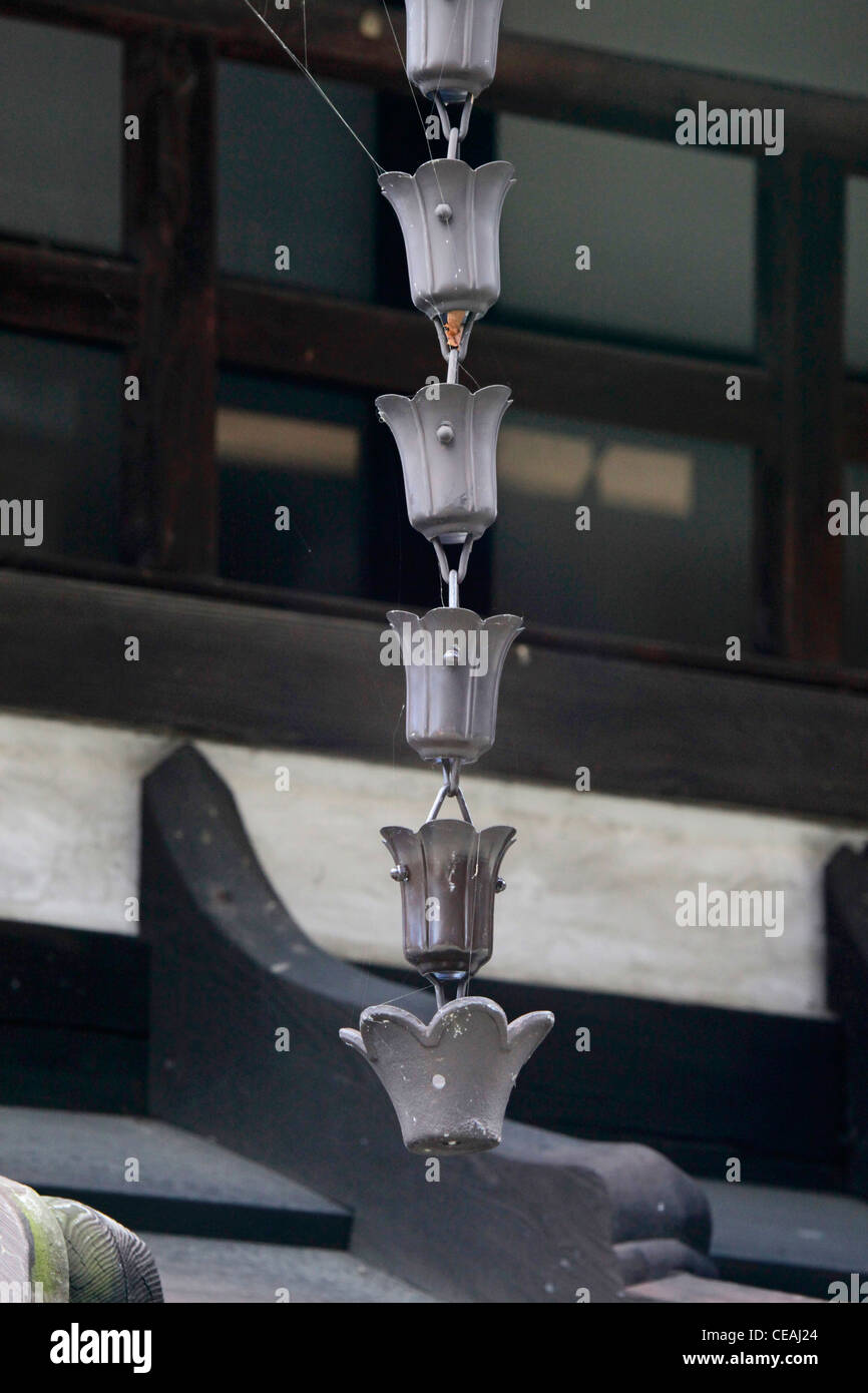 Rain Chains High Resolution Stock Photography and Images Alamy