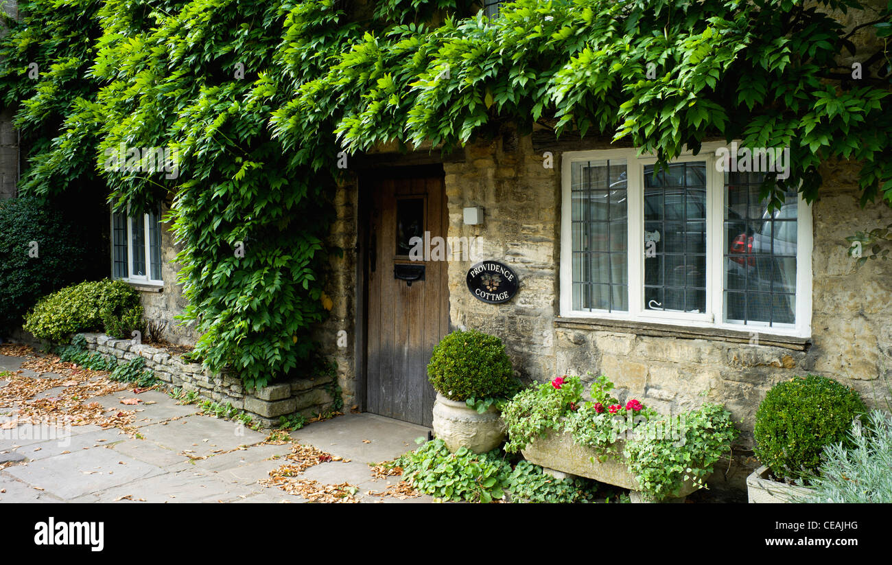 burford village cotswolds oxfordshire Stock Photo Alamy