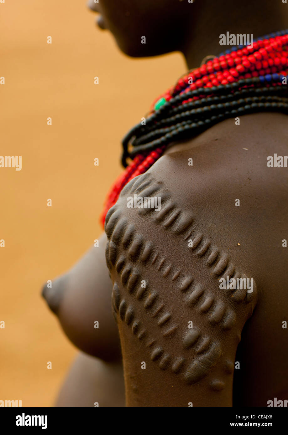 Scarified Shoulder Of Dassanech Young Woman Omorate Ethiopia Stock Photo