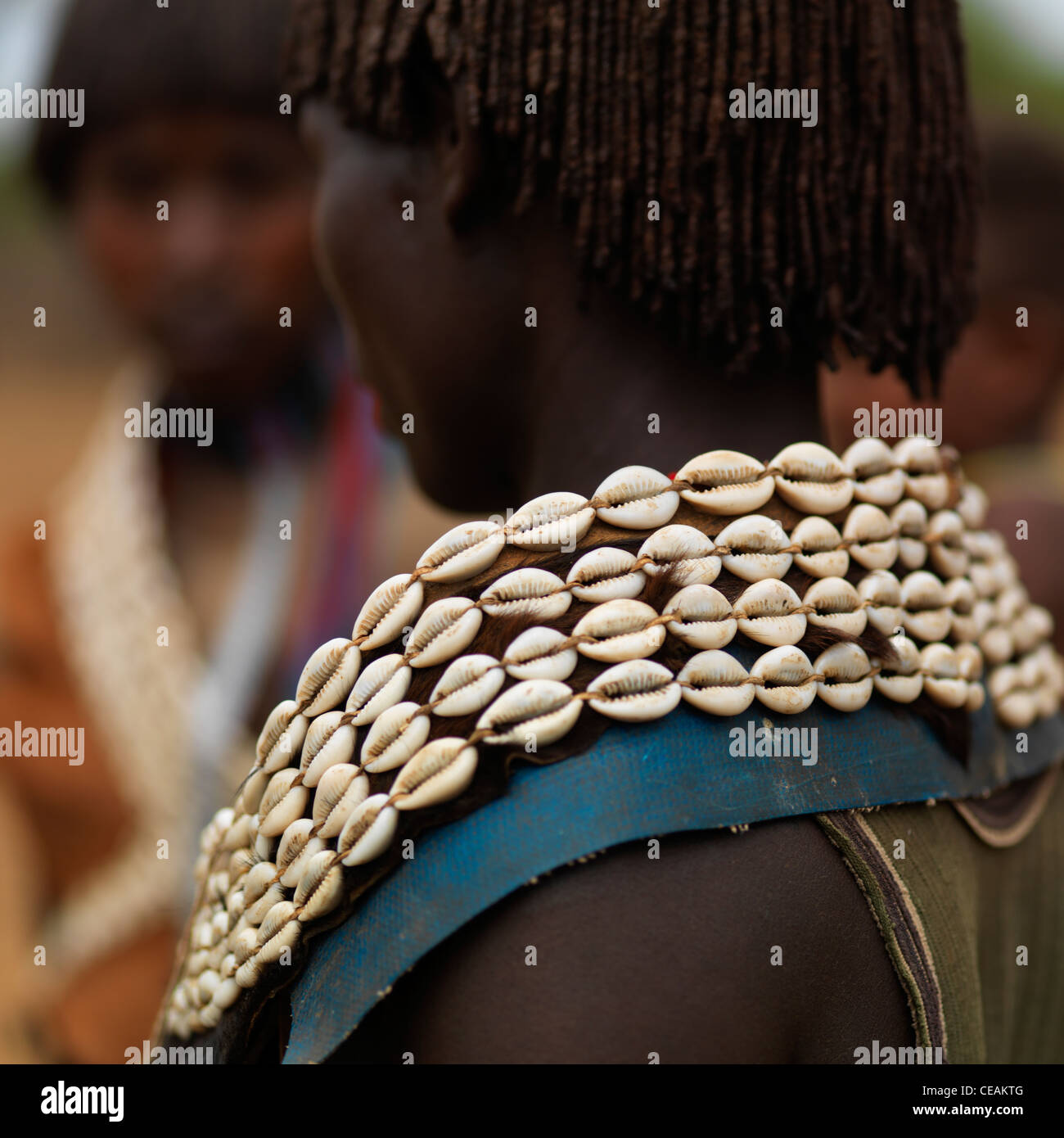 Back Of Tsemay Woman Wearing Shell Belt Around Her Neck Ethiopia Stock  Photo - Alamy