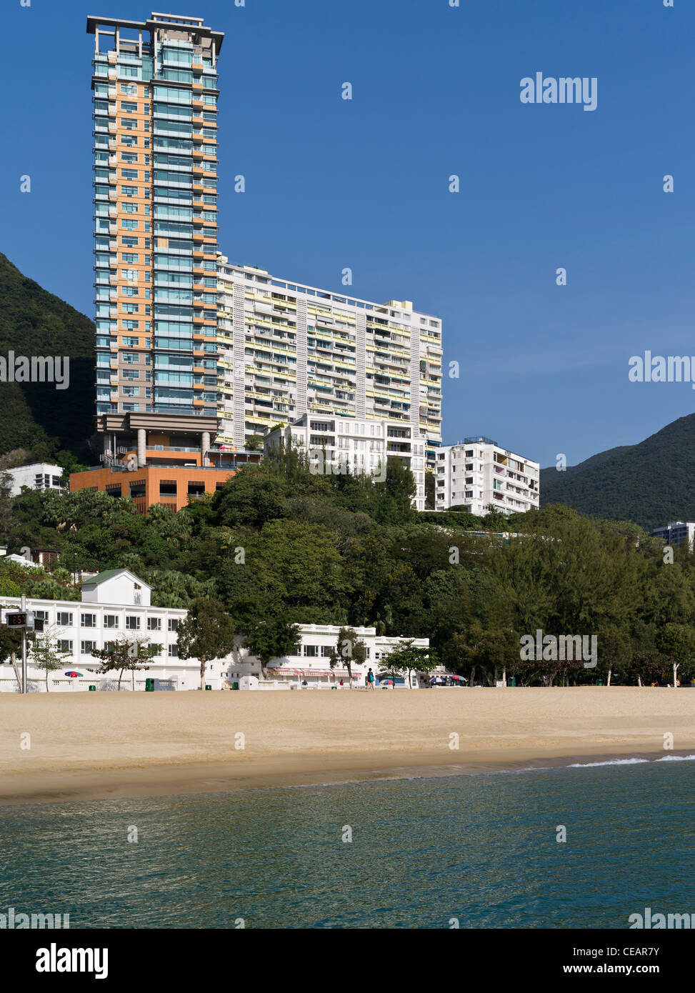 dh Repulse Bay Beach REPULSE BAY HONG KONG Beach colonial building luxury property highrise flats china tall buildings modern tower island Stock Photo