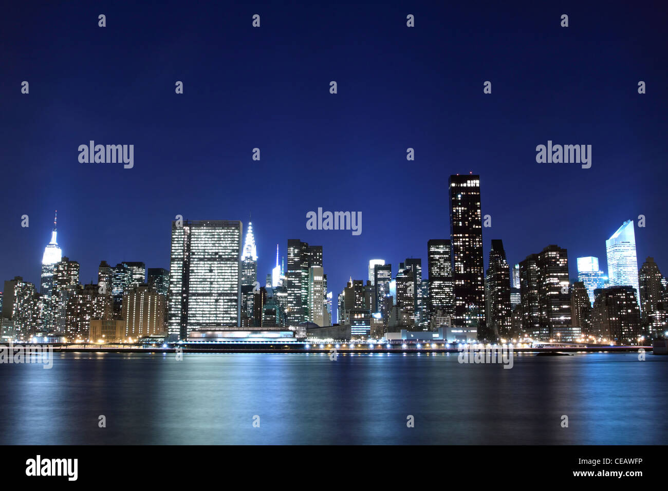 Midtown Manhattan skyline at Night, New York City Stock Photo - Alamy