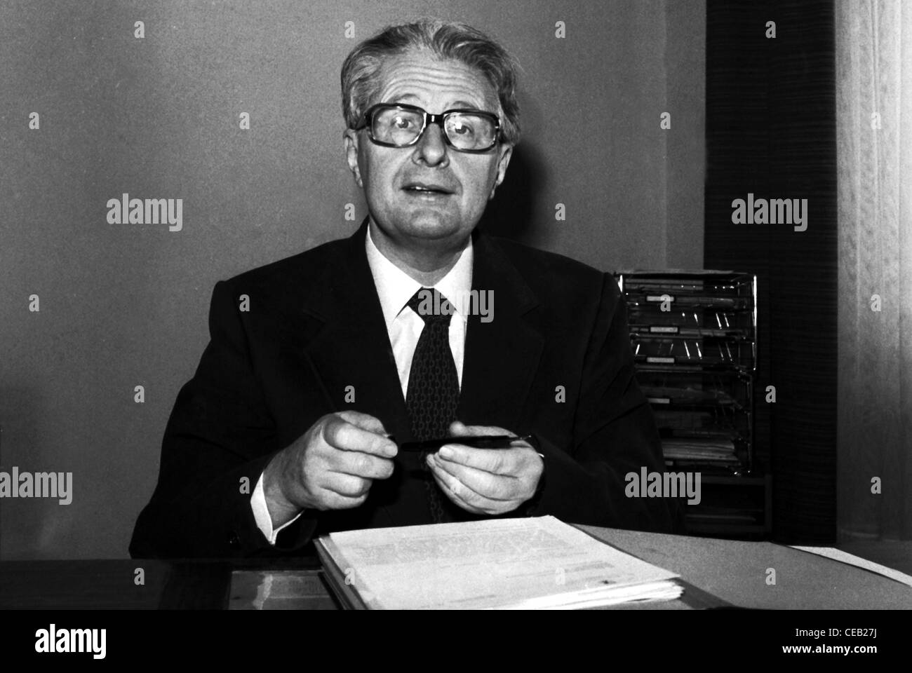 Hans-Jochen Vogel - *03.02.1926: Portrait of the social-democratic politician and Chairman of the SPD. Stock Photo
