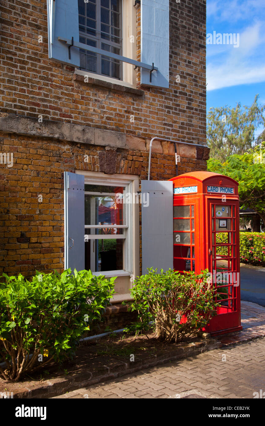 Phone booth hi-res stock photography and images - Alamy