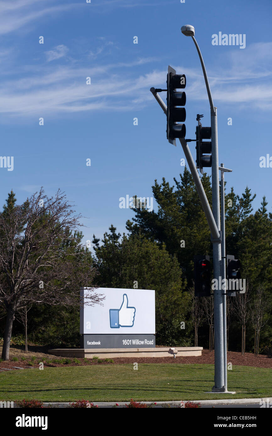 New Facebook HQ in Menlo Park Stock Photo - Alamy