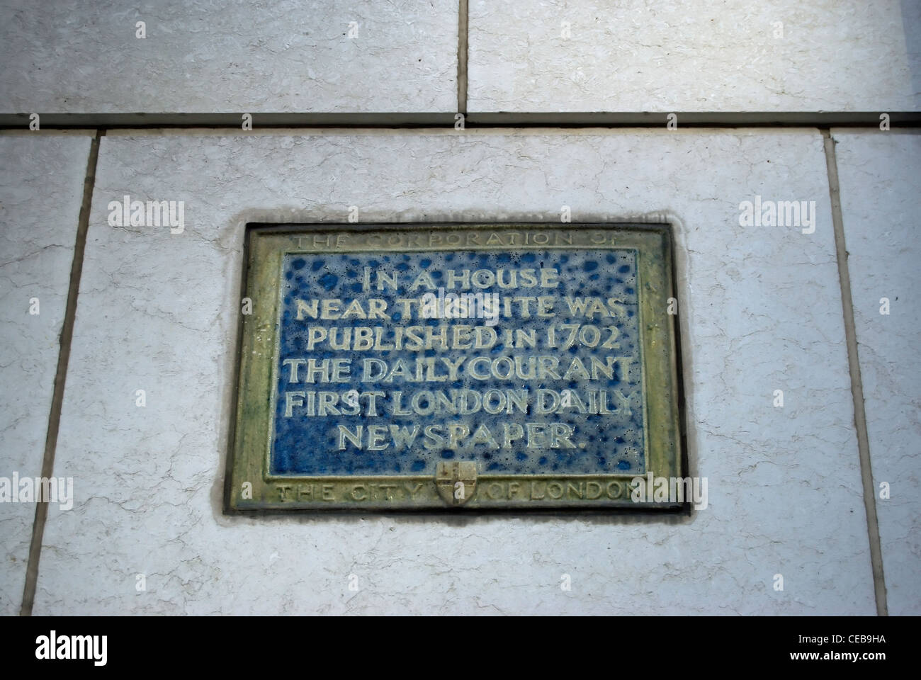 city of london blue plaque marking the 1702 publication site of the