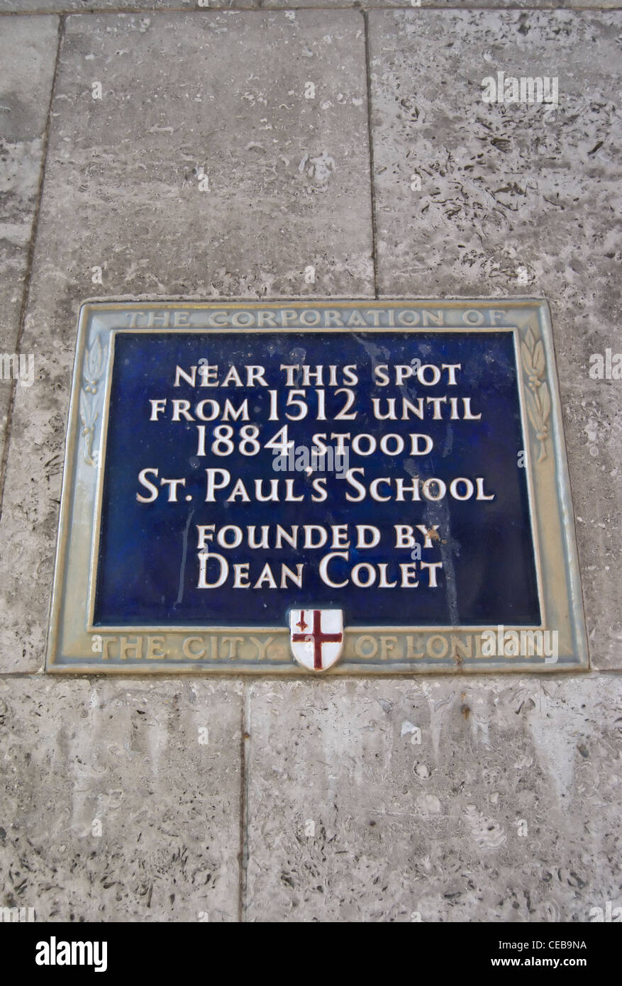 city of london blue plaque marking the 1512 to 1884 site of st paul's school, founded by dean colet, london, england Stock Photo