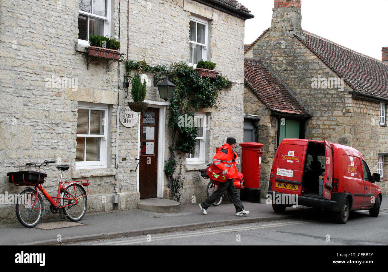 Wheatley Post Office Oxford delivery Stock Photo Alamy