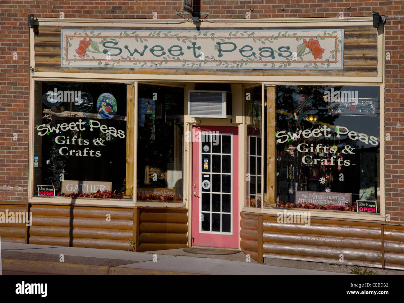 Sweet Peas is an arts and crafts gift shop in Two Harbors, Minnesota in the North Shore area of Minnesota along Lake Superior. Stock Photo