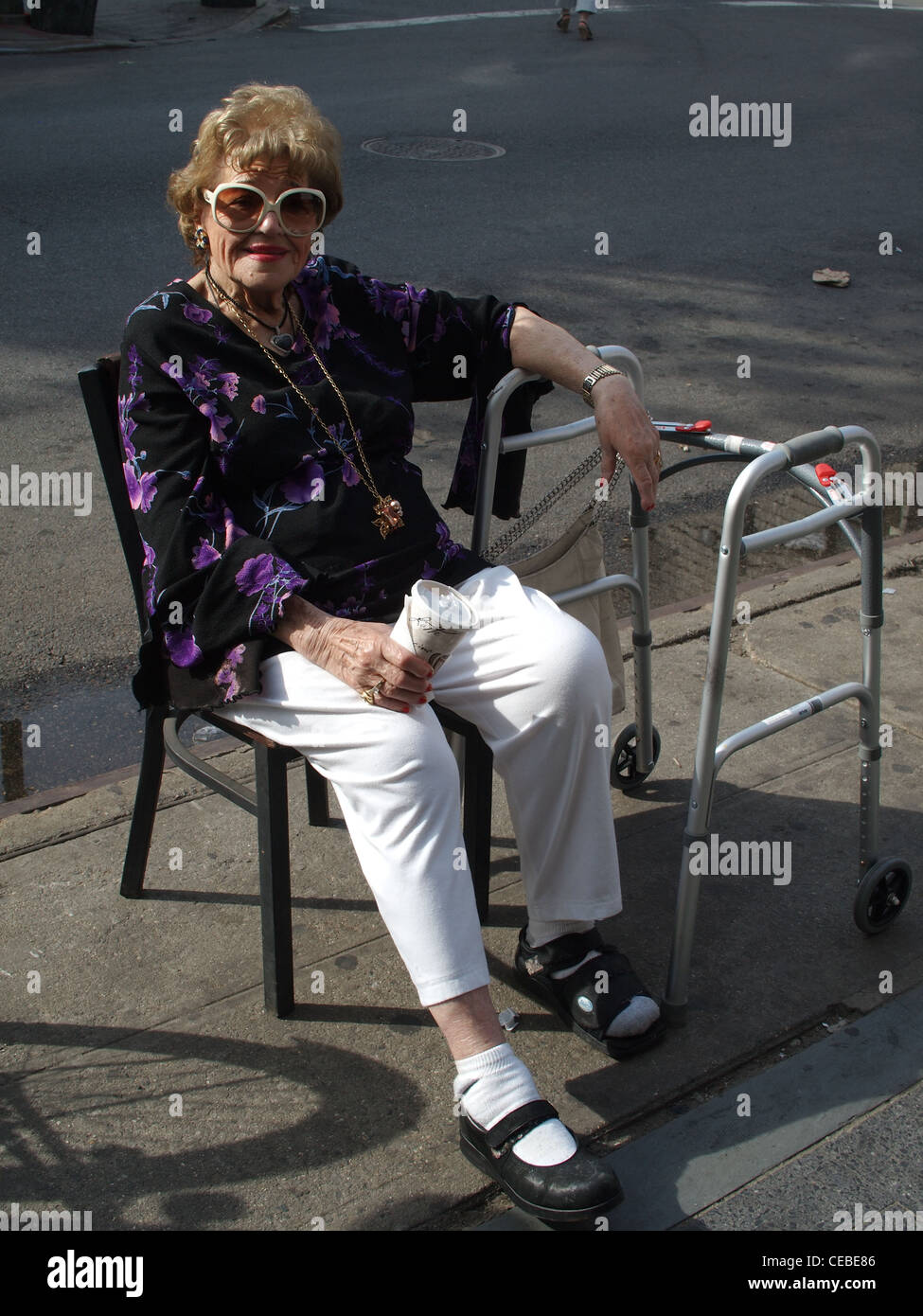Elderly woman walker hi-res stock photography and images - Alamy