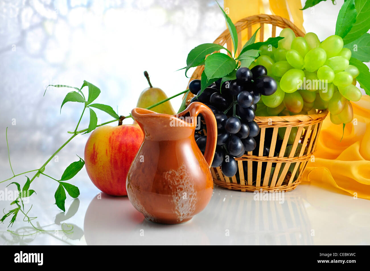 Pitcher jug hi-res stock photography and images - Alamy