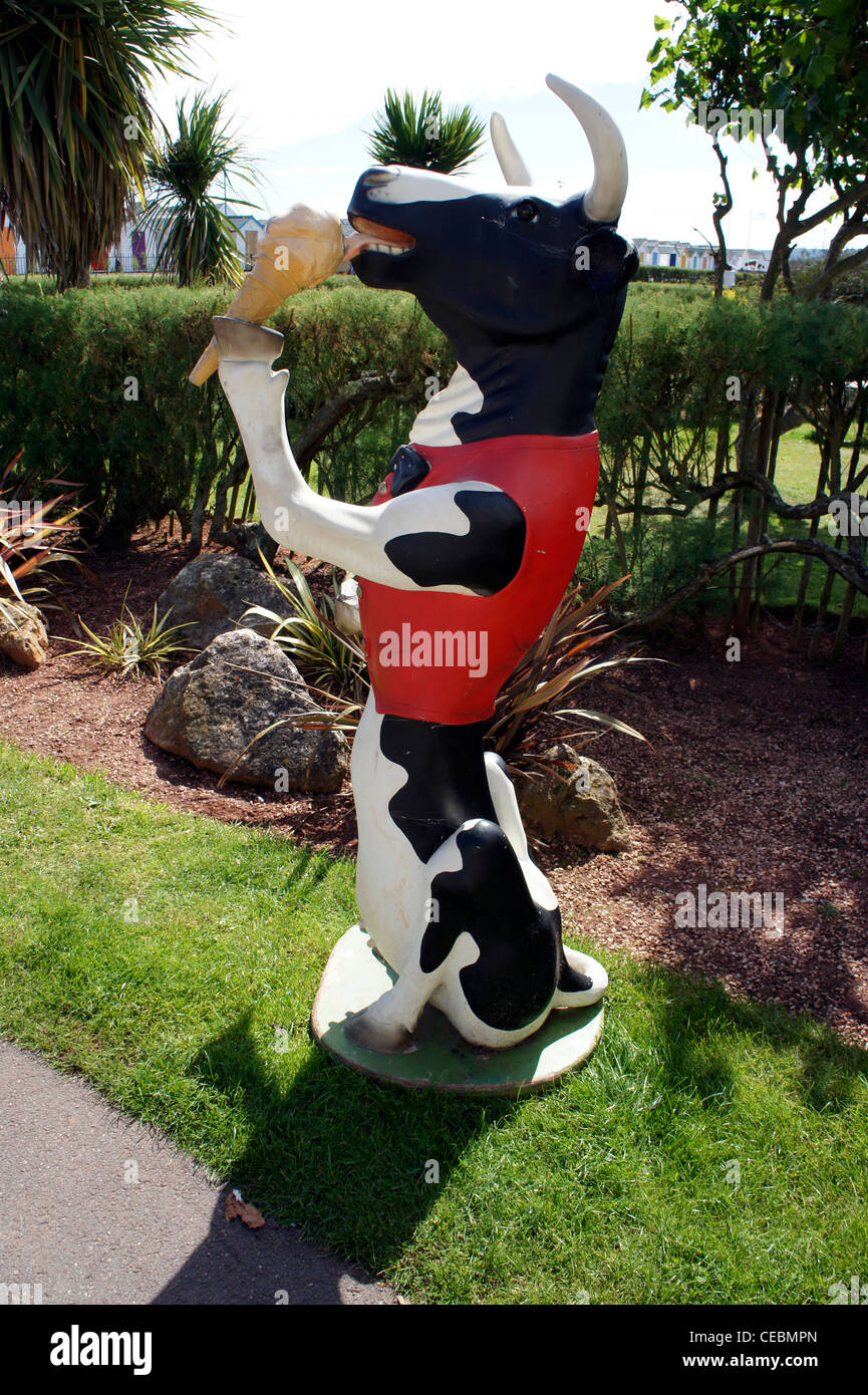 model cow eating ice cream cone Stock Photo - Alamy