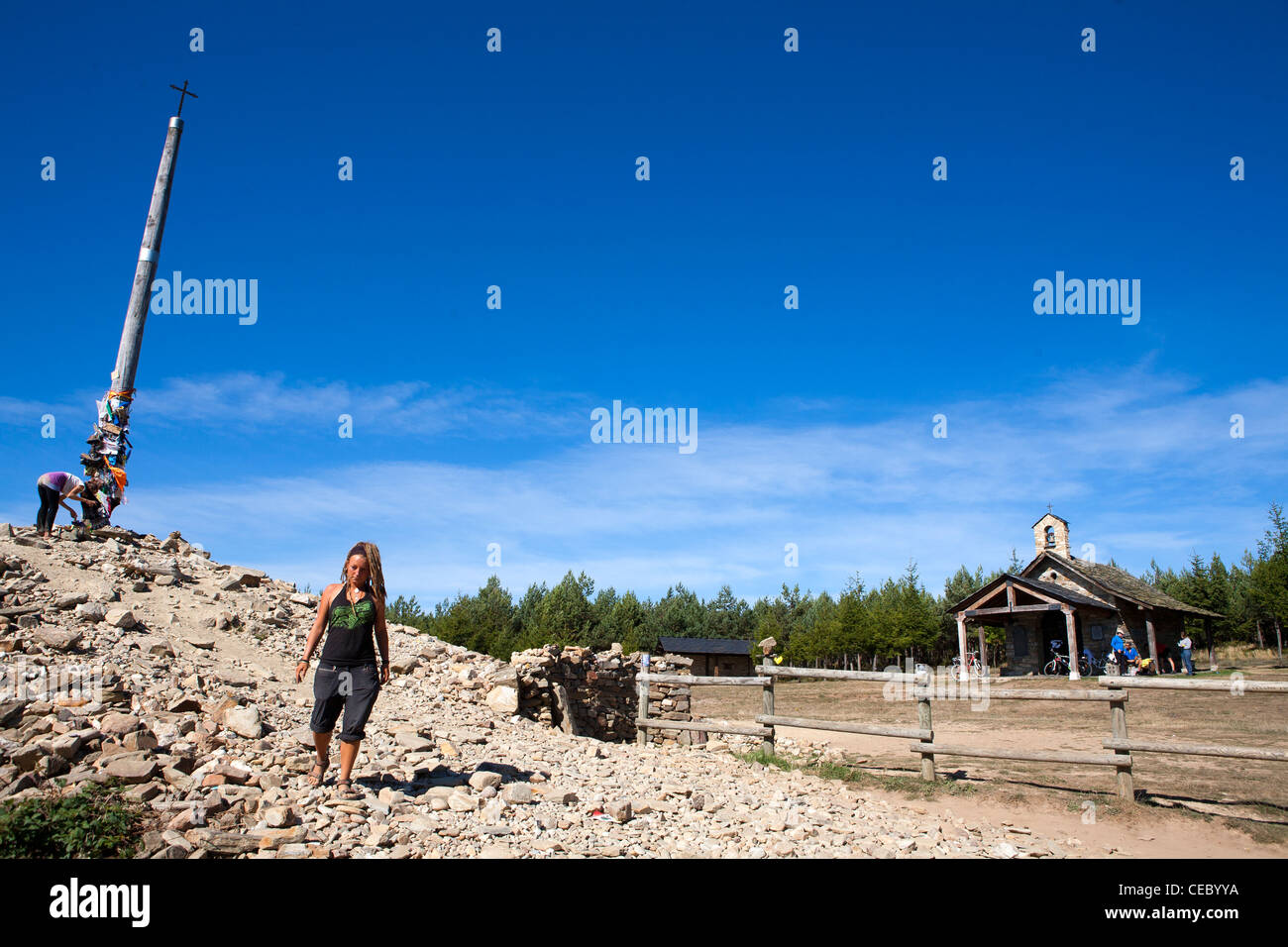 Cruz de Ferro, a key stop on the Camino de Santiago Stock Photo