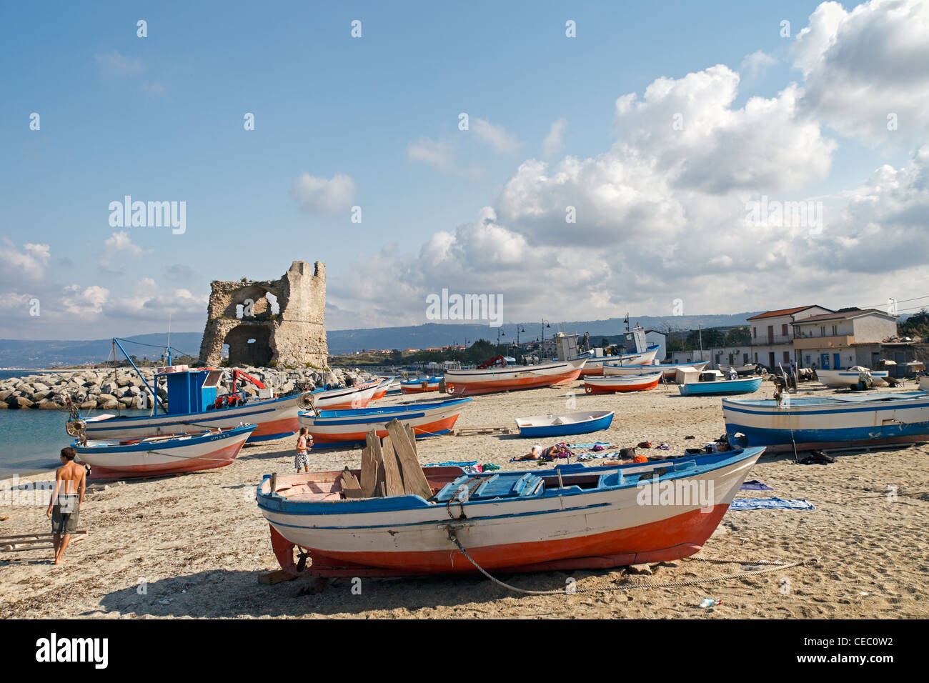 Bratico Beach fishermen, Briatico Stock Photo - Alamy