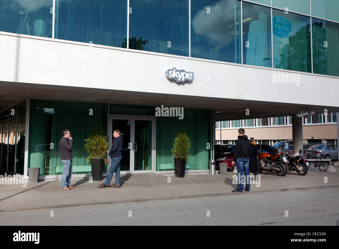 Employees in front of the Skype Worldwide Headquarters, Tallinn, Estonia Stock Photo