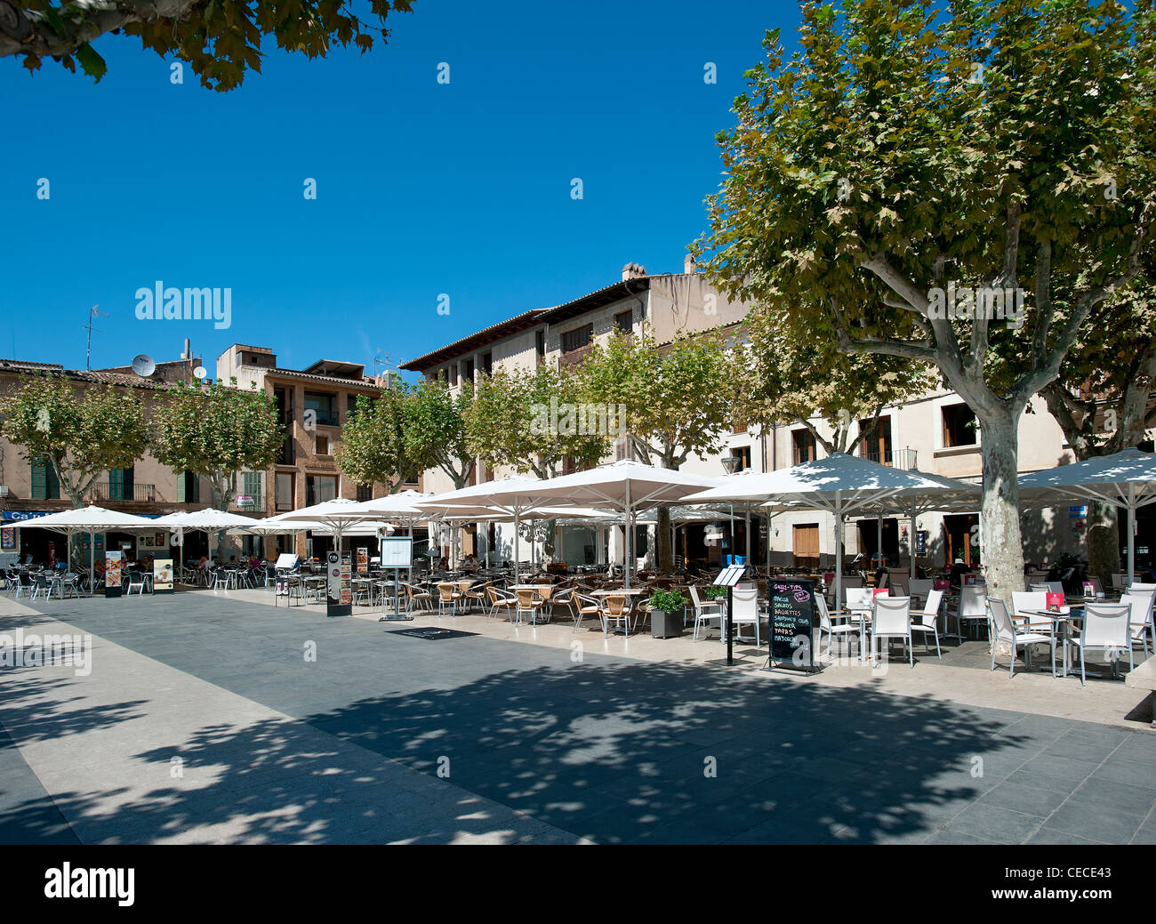 Pavement Cafes Plaza mayor Pollenca Mallorca Spain Stock Photo - Alamy