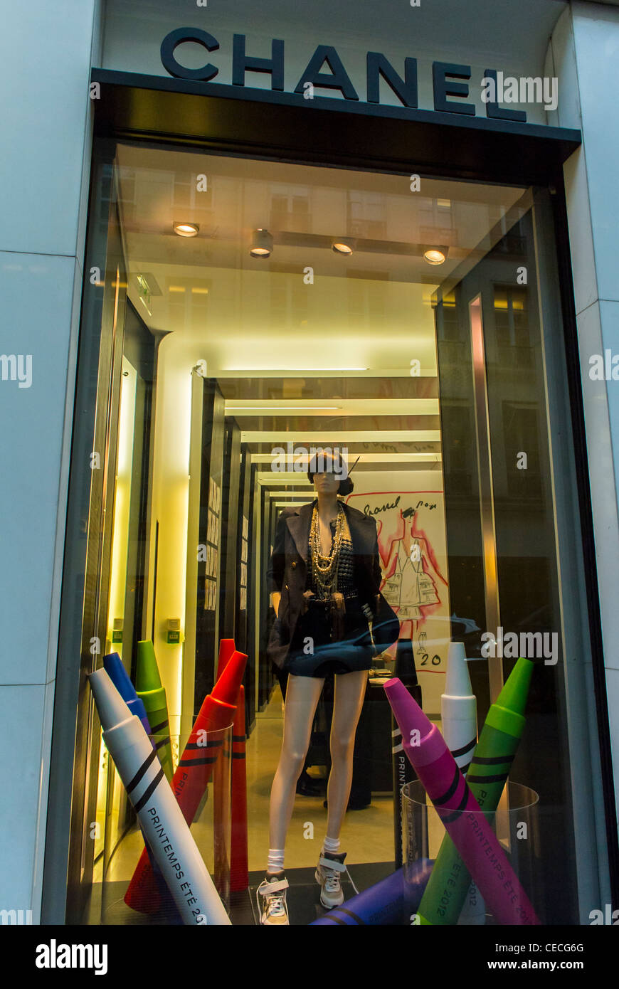 Paris, France, Luxury Shopping, Chanel Shop Front Stock Photo: 43302072 - Alamy