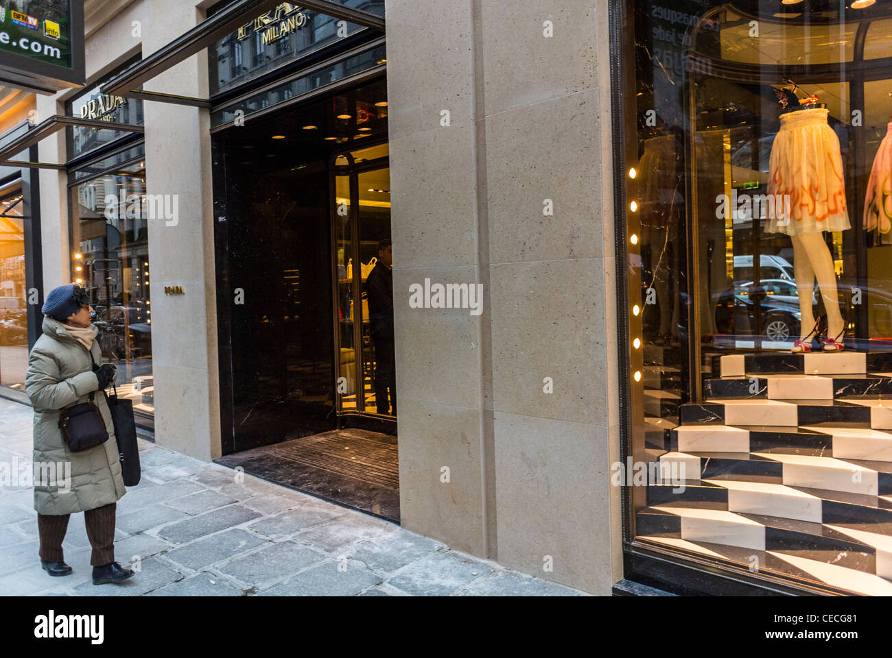 Paris, France, Woman Walking on Street, Luxury Window Shopping on "Rue Faubourg  Saint Honoré", Prada Shop Stock Photo - Alamy