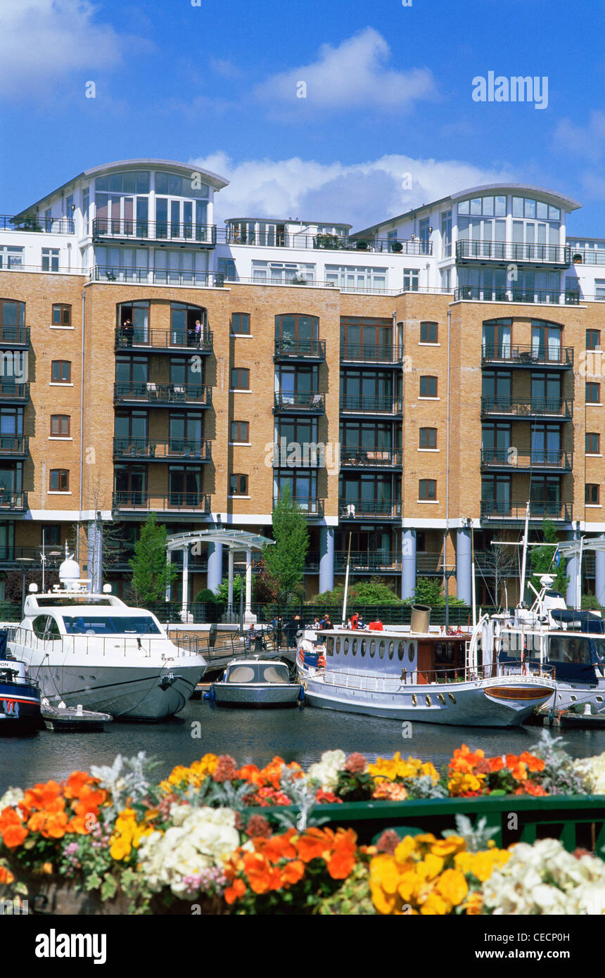 England, London, St.Katherines Dock Stock Photo Alamy