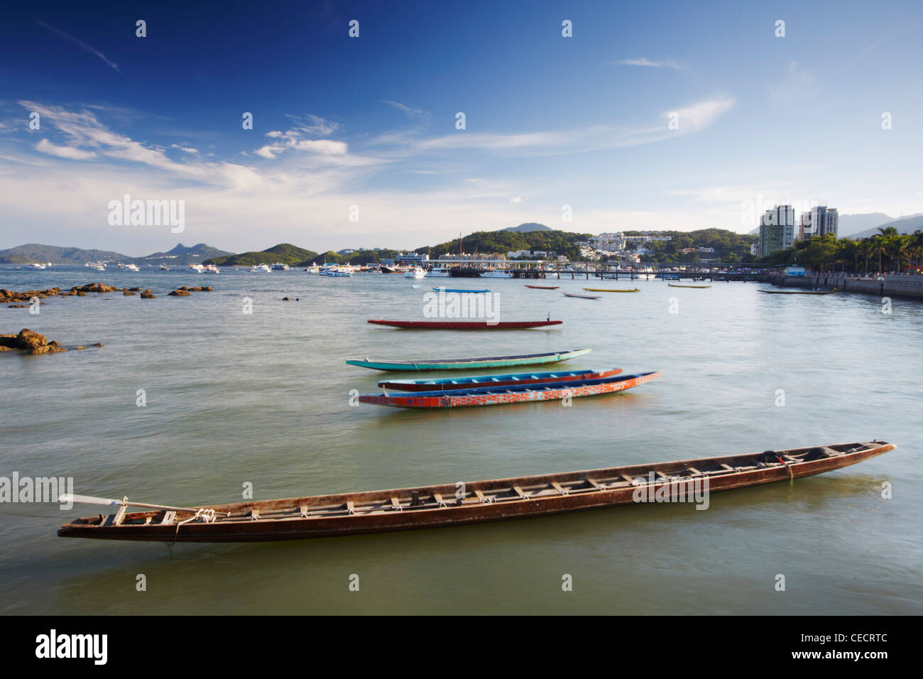 Dragon boats in Sai Kung harbour, New Territories, Hong Kong, China Stock Photo