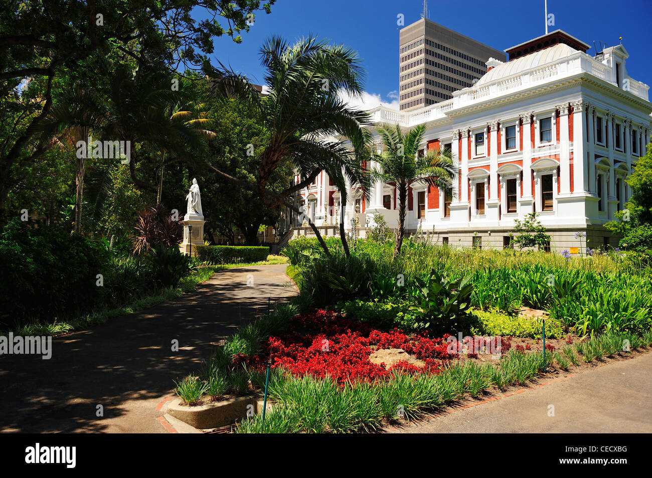 Statue of Queen Victoria in garden of Houses of Parliament, Cape Town