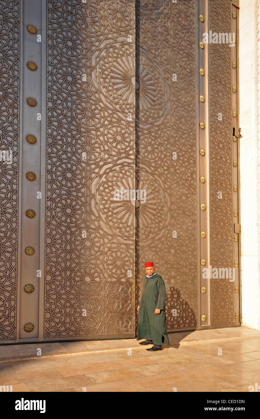NORTH AFRICA, MOROCCO, Casablanca, Great Mosque Hassan II (1993), Islamic, gatekeeper and huge main door Stock Photo