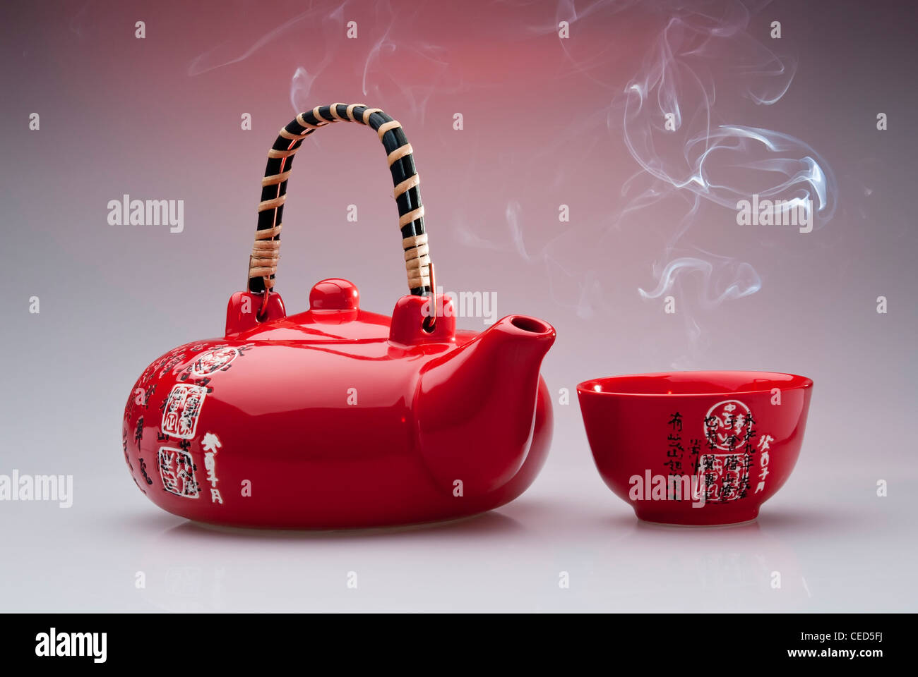 Chinese red teacup and kettle Stock Photo Alamy