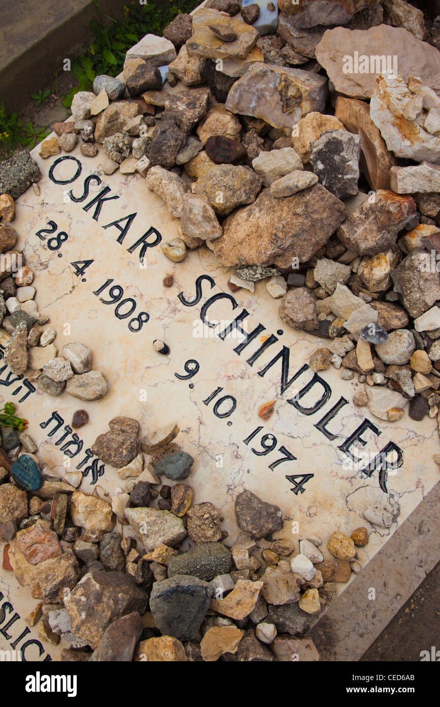 Israel, Jerusalem, Old City, Mt. Zion, gravesite of Oskar Schindler, man who saved the lives during the Holocaust, 1939-1947 Stock Photo