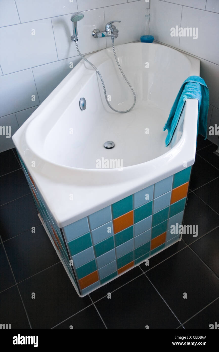 Bath for two persons in modern bathroom Stock Photo Alamy