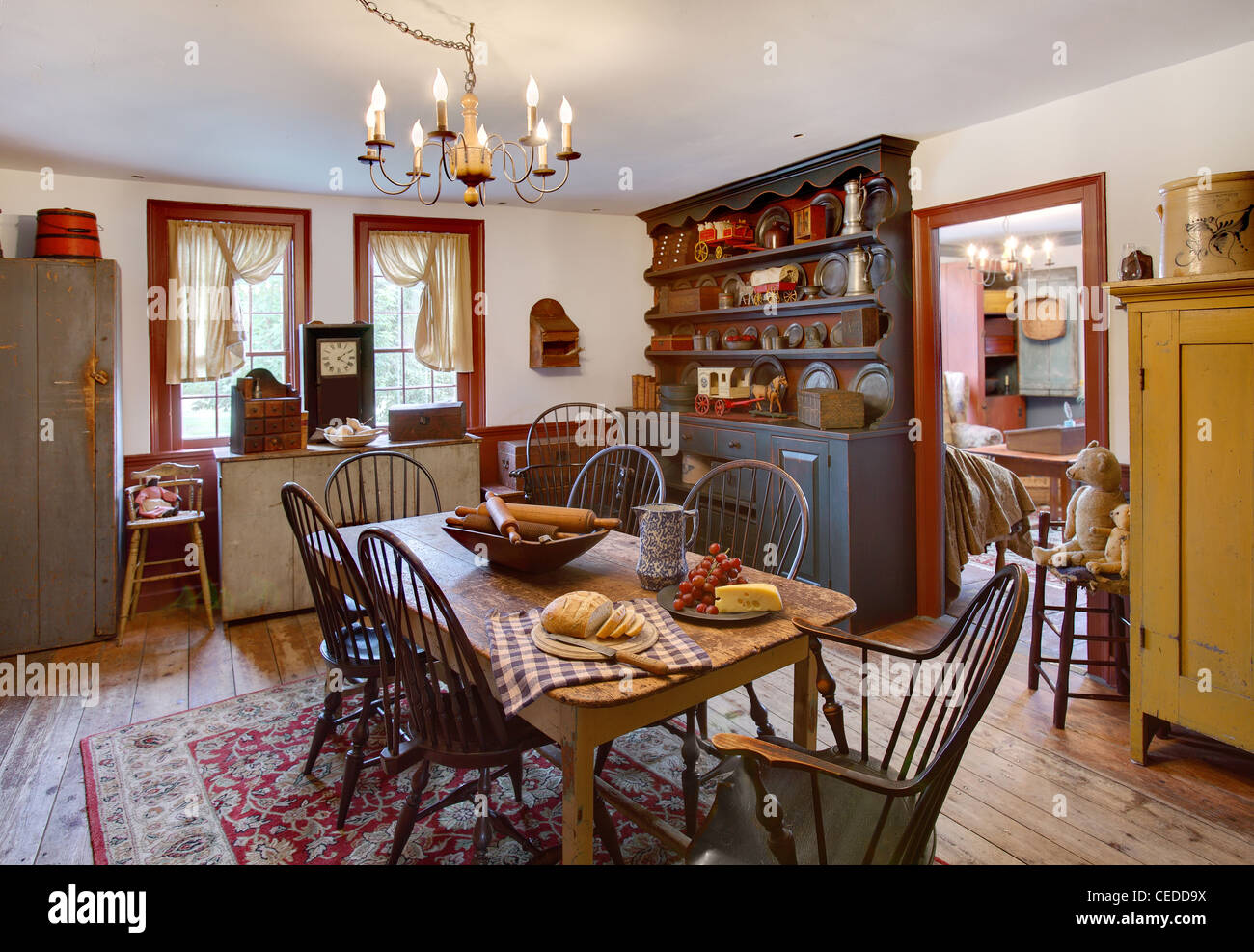 Primitive colonial dining room Stock Photo