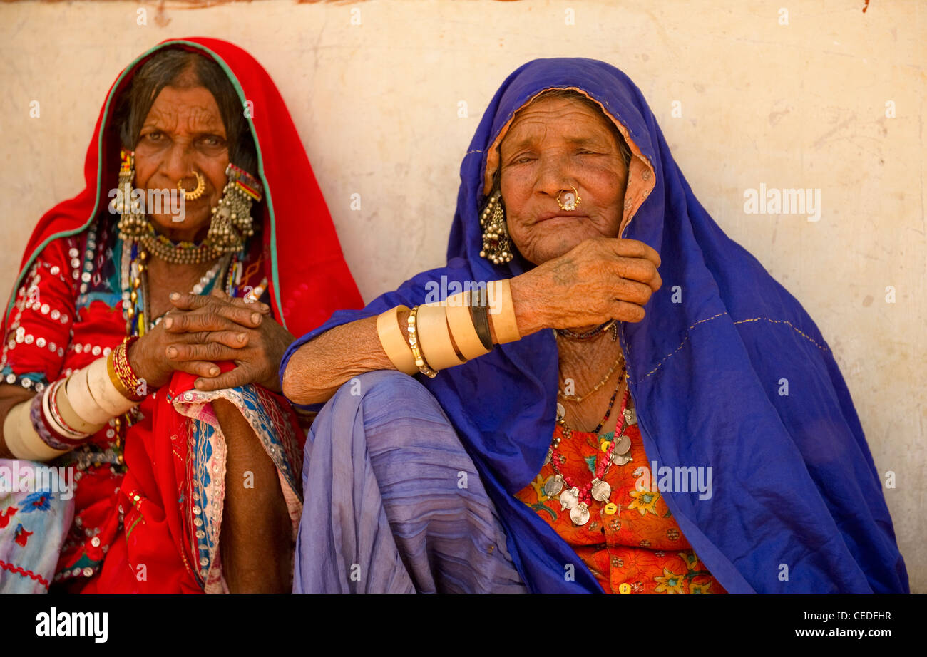 PORTRAIT Lambani Lambani gypsy tribal WOMAN Stock Photo
