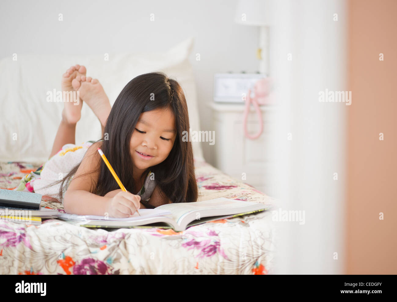 Korean girl feet hi-res stock photography and images - Alamy